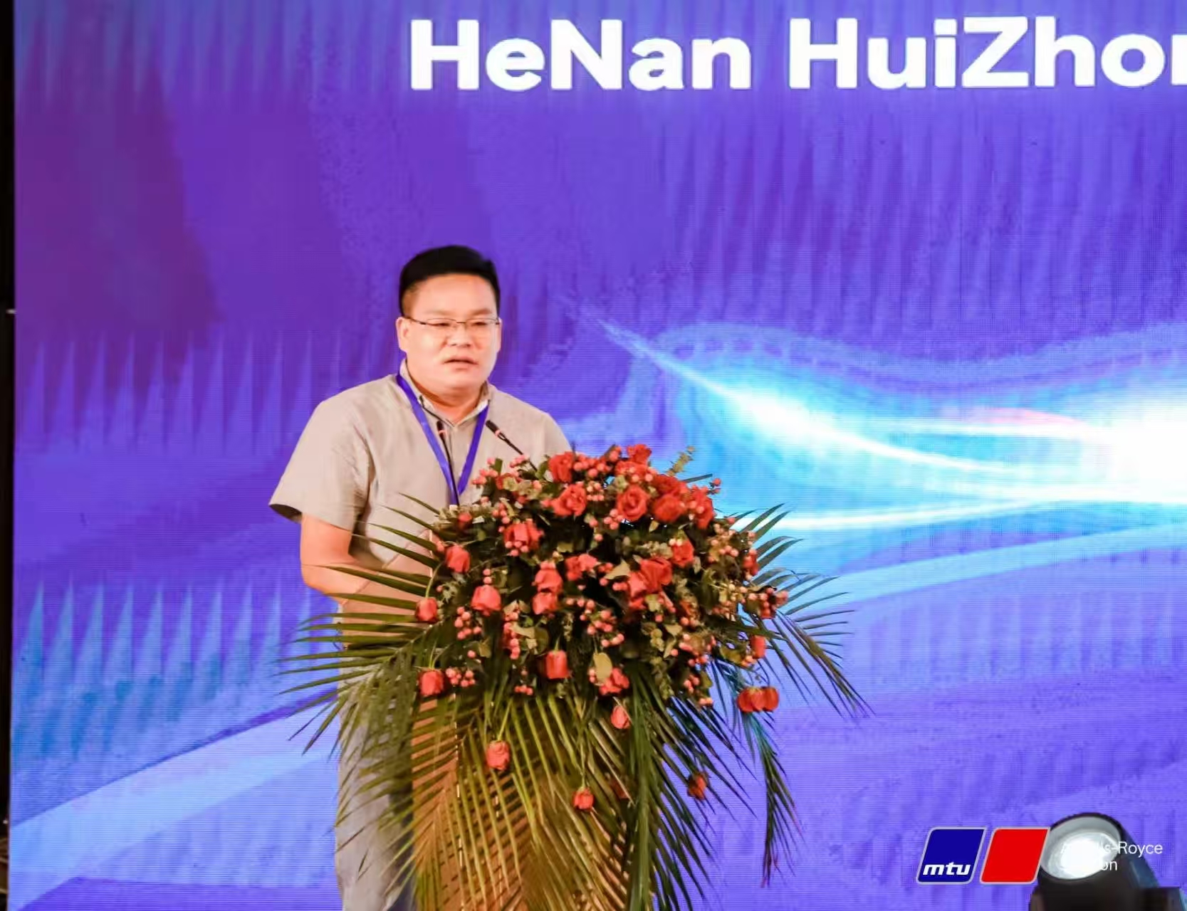 一支扳手闯天下:冯会中与他的“今年会官网”哲学